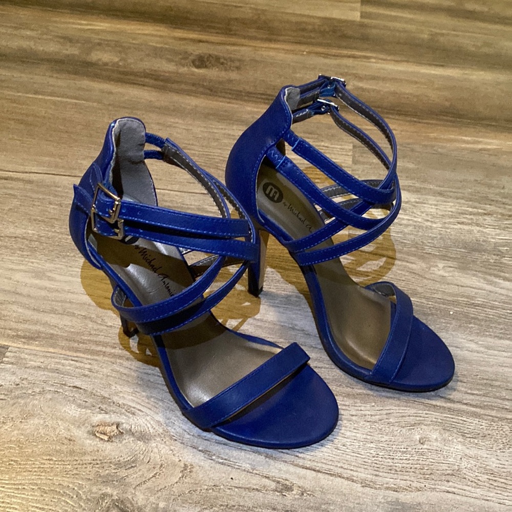Blue Heel